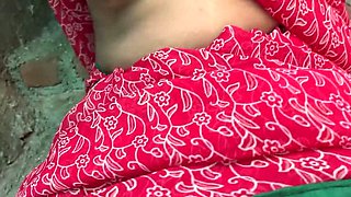 Desi Aunty Ritu's Hot Webcam Show with Nephew - Big Natural Tits and Blowjob