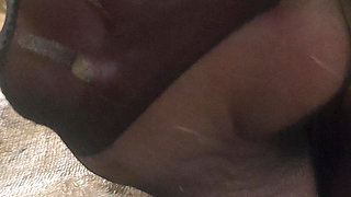 Goode Girl Nylon Foot Worship JOI POV