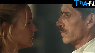 Diane Kruger Titties Gig in The Tiger Brigades