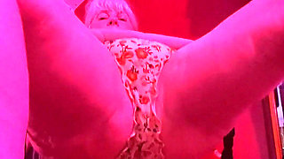 5 Minute Booty Workout and Bikini