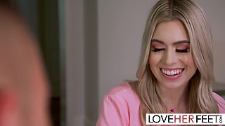 Uber-cute Towheaded Jill Kassidy Rails Meaty Knob