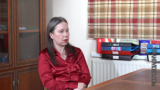 I Punish My Secretary