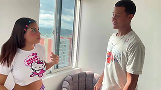 Ayudo A Mi Timida Hermanastra En Sus Redes Sociales Para Poder Follarmela Y Termino Corriendome Rico