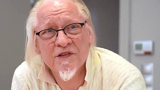 Beauty small tit amateur teen masturbating her shaved pussy