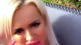 Close up MiLF getting it in the ass