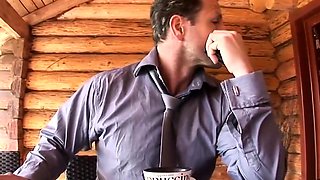 Hardcore oral hook-up with 2 chicks and one man