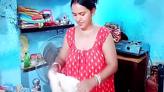 Village Bhabhi - Soni Bhabhi Ko Raat Me Choda Aur Gaand Mari Indiansoni Hindi Sex