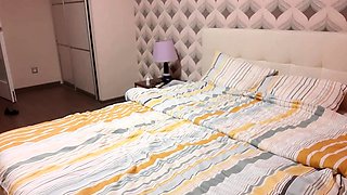 Big-Titted Brunette MILF Uses Toy to Orgasm on Webcam