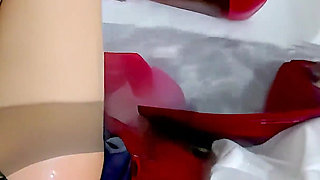 Splash Down Featuring Sammi Tye