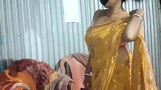 Hot Indian Aunty Fucked Doggy Style by Stepbrother at Home – Desi MILF