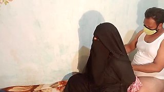 Hijab Muslim Desi Bhabhi Indian Hot Pussy Sex with Glaab