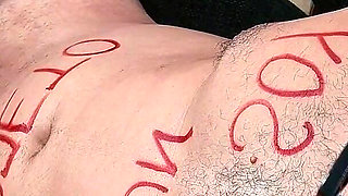 Two Very Latinas Suck the Dicks of Some Statues