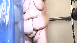 Dirty Blondie Fondling in the Shower as U Watch Her Wash Her Dirty Twat