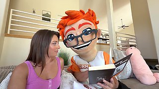 Brunette pornstar Sadie Schafer sucked my big dick then took it doggystyle and creampie
