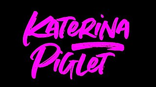 Perfect blond making solo masturbation