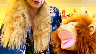 Blonde emo amateur solo masturbation