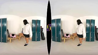 Gym Buddy - Sexy Brunette Striptease - Zexyvr - Sexlikereal