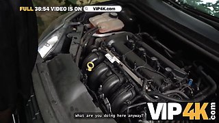 Charlie Dean seduces Texas Patti for wild public sex with hung stranger