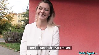 Watch sensuous Cindy Carson's dirt