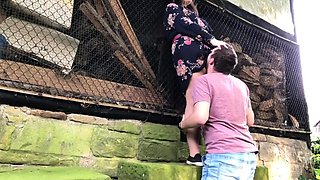 Chubby girlfriend fucked in park