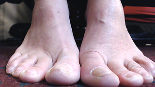 Natural toenails closeup no polish