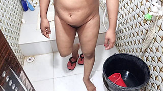 Bangladeshi Girl Shaved Her Pussy and Armpit.