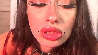 Morticia Crowe - Watch Me Use My Tongue and My Feet on My Big Black Toy