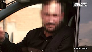Aysha Dama and Emilio Ardana fuck in public with Taxi Driver in HD