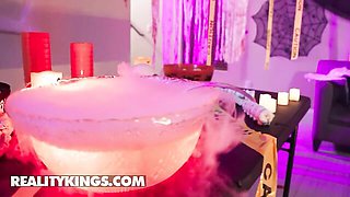 Delicate Hime Marie and Kayley Gunner's blonde xxx