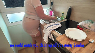 Aunty Sandra on Domestic Duties Vgq42