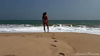 Topless on the Beach, Pussy Fingering, Outdoor Nudity