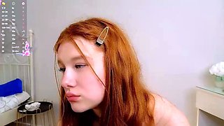 AMATEUR BRUNETTE TEEN NATURAL TIT CAUGHT MASTURBATINg CHEAT