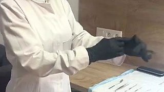 Amateur girl solo masturbation