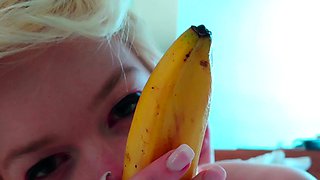 Amateur blonde girlfriend toyed and facialized