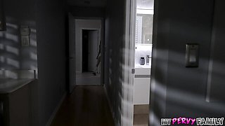 Nikki's standing fuck sex