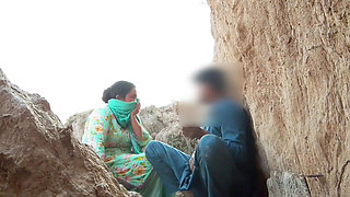 Khule pahadon mein gand Mari bade pahad sex