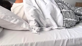 Blonde bitch xxx cam suck and fuck a big cock to cumshot