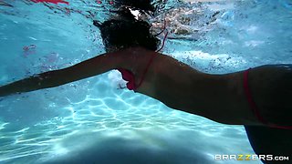 Diving For A Good Dicking With Keiran Lee, Eliza Ibarra - Brazzers