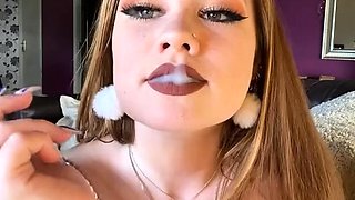 Roxy’s Ashtray Bitch