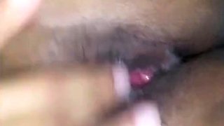 Wendy, una dominicana con grandes tetas naturales se masturb