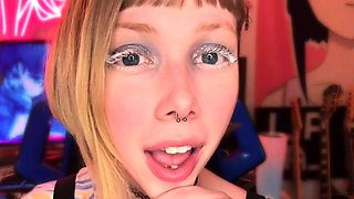 Hot Webcam Babe Loves Dildo Anal Masturbation
