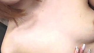 An Amateur with a Great Figure Who Loves Masturbation Applies via Sns