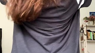 This large amateur cam girl has some very big boobs