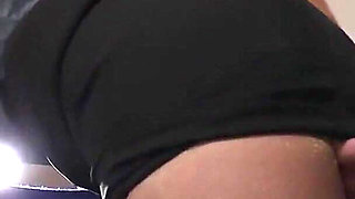 To Wear an Embarrassingly Tight Miniskirt, I Spend Every Day a... Personal Sex Secretary for His Pantyhose Fetish. Chapter.2