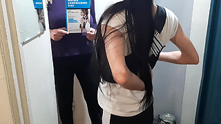 I Stuck My Tongue All the Way Into Her Pussy and Fucked Her Until She Cummed (dirty Sex with a Courier with Conversations)