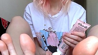 Naughty amateur teen has a voyeur fetish