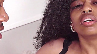 I Couldn't Fit the Big Cock of This Black Man, a Good BBC for My Pussy