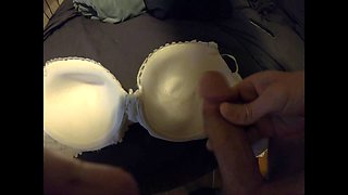Clueless Stepsister gets Secret Cum Loads from Bro