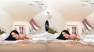 Spa babe ara mix takes facial cumshot then hauls him to the pool - tmwvrnet