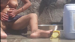 Amateur scenes featuring Sukunmi in sultry outdoor bathroom action